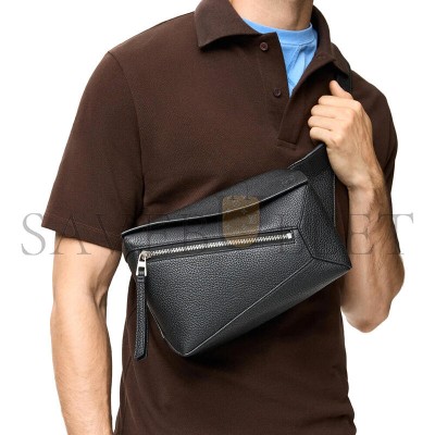 LOEWE SMALL PUZZLE BUMBAG IN GRAINED CALFSKIN B510SEBX08 (24*16*10.5cm) LOEWE SMALL PUZZLE BUMBAG IN GRAINED CALFSKIN B510SEBX08 (24*16*10.5cm)